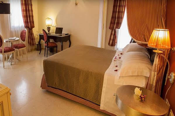 Palace Hotel Vieste Eksteriør bilde